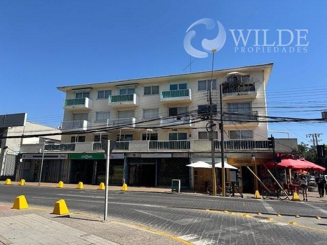 Amplio Departamento Frente Plaza Quillota 